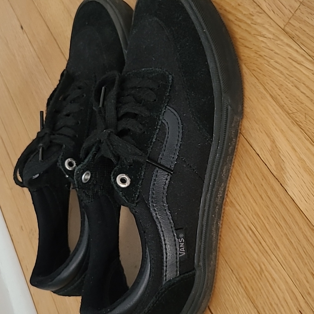 Men's black suede Vans - Picture 2 of 3